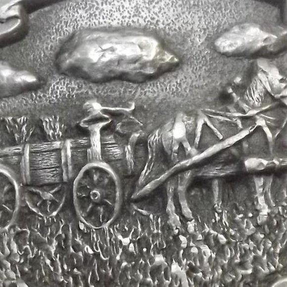 Canadian Toy Magazine 5th Anniversary Belt Buckle - Picture 6 of 7